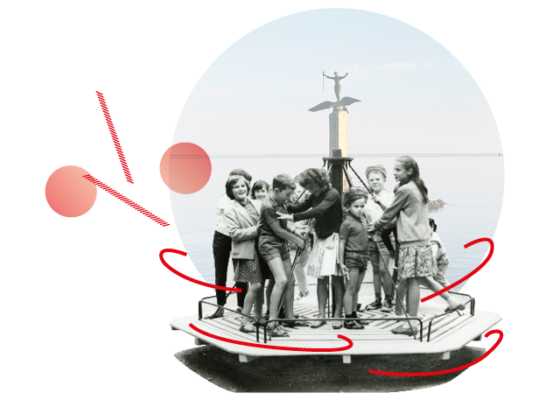 Montage photo avec des enfants jouent sur un tourniquet en 1963 et derrière le monument américain à Saint-Nazaire.