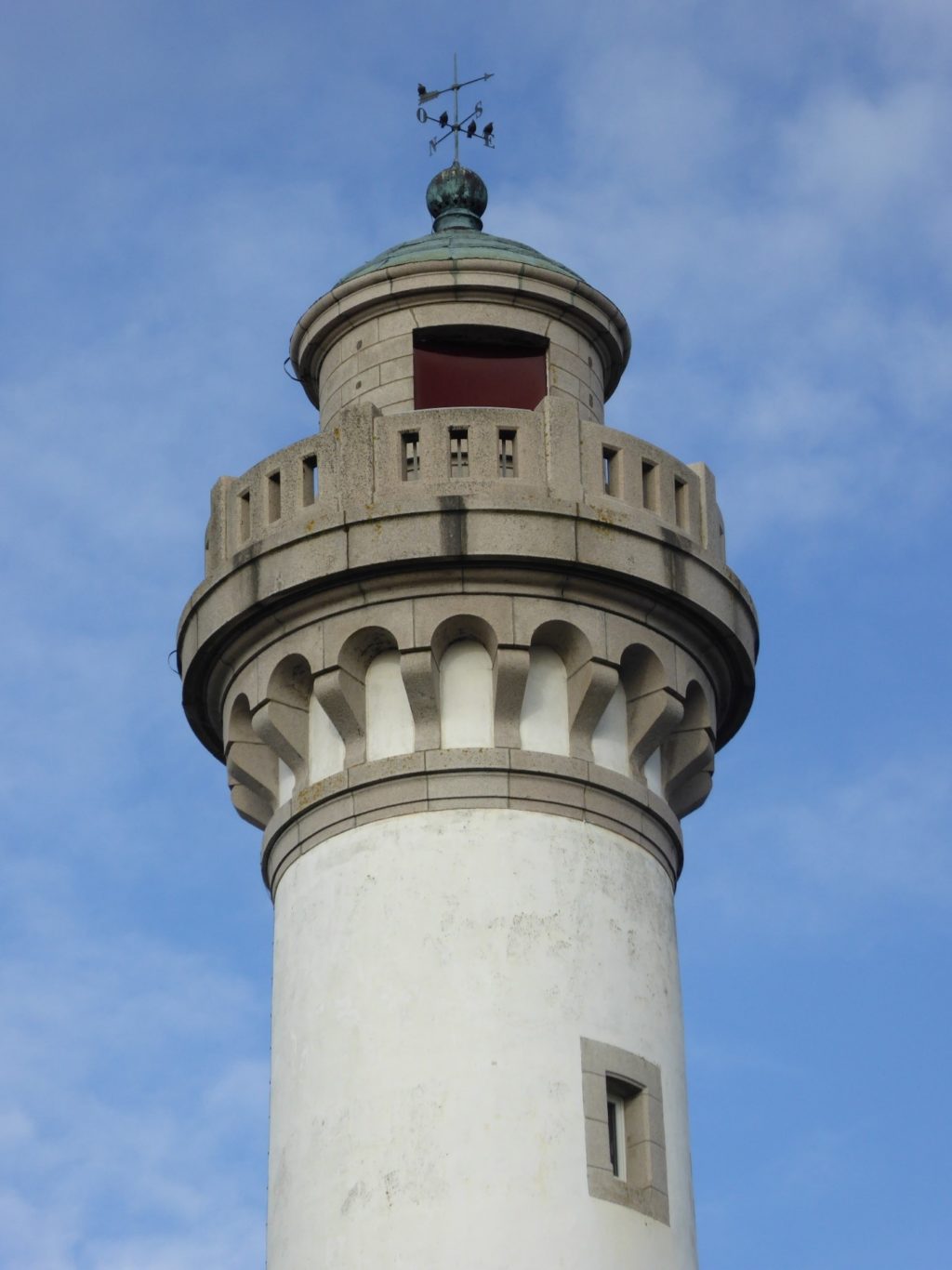 Photographie du haut de la tour du phare de Kerlédé.