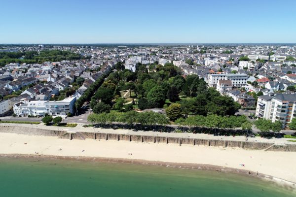 Vue aérienne du Jardin des Plantes depuis la mer