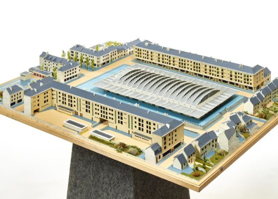 Maquette des halles de Saint-Nazaire, vue de côté.