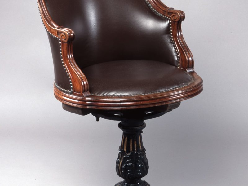 Fauteuil pivotant de la salle à manger première classe du paquebot Flandre (1914).