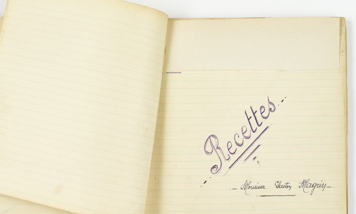 Pages intérieures d’un cahier de recettes ayant appartenu au chef Gaston Magrin.